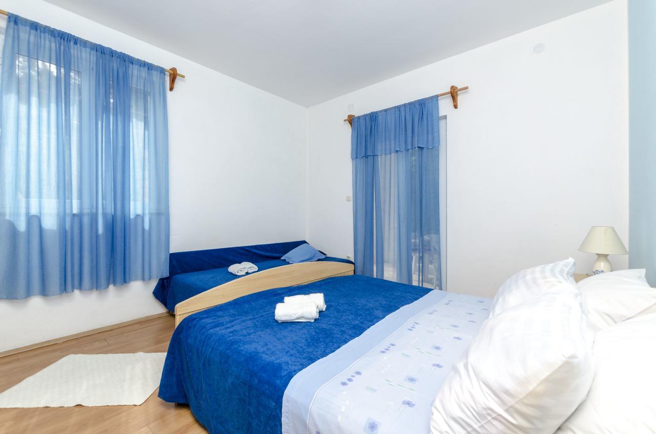 Apartments Helena イバン・ドーラッツ エクステリア 写真
